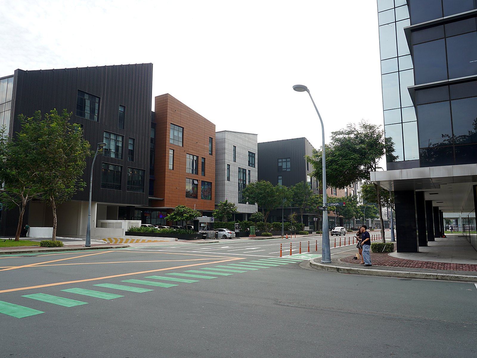 Sinocan Corporate Center — Street Frontage
