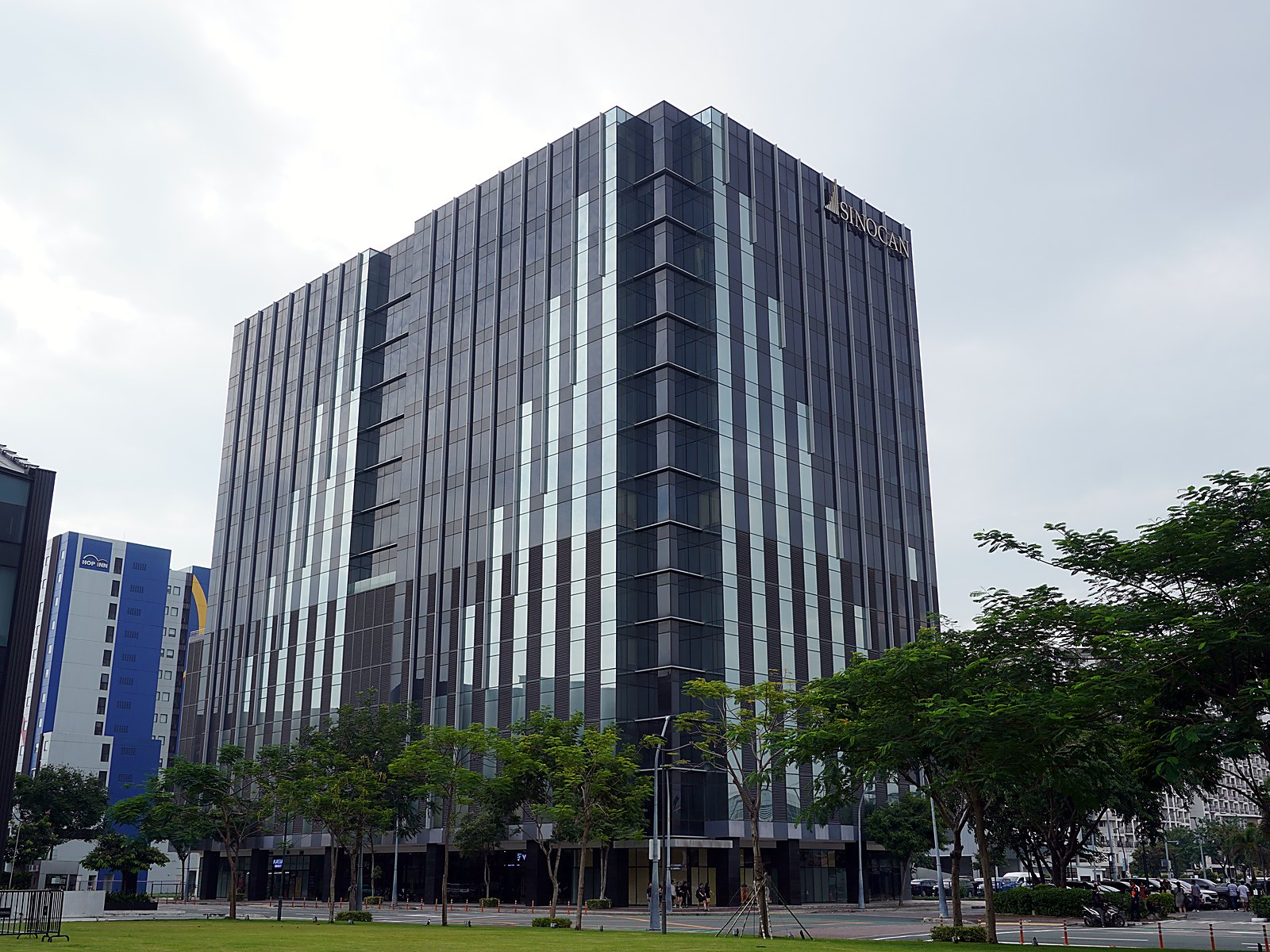 Sinocan Corporate Center exterior