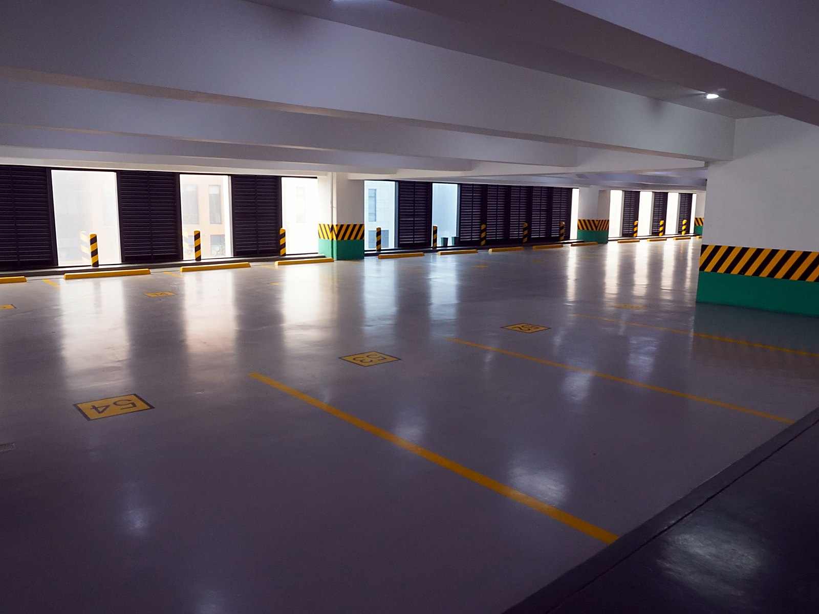 Sinocan Corporate Center — Parking Levels