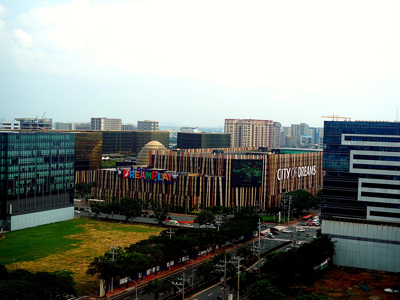 Sinocan Corporate Center — Entertainment City from the Upper Floors